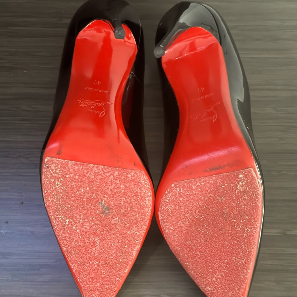 Christian Louboutin So Kate Glossy Black Heels - Picture 3 of 3
